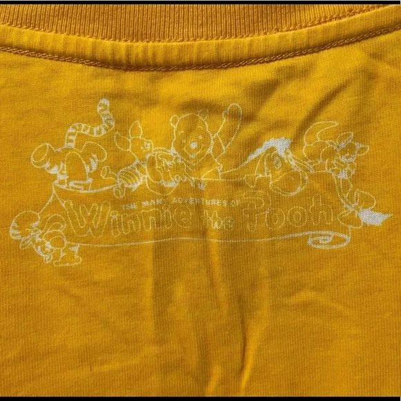 Disney Hong Kong Winnie The Poo All Over Print T-Shirt - Picture 6 of 9